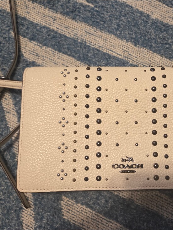 Coach Handbags - Coach Cream Pebbled Leather Zip Wallet/ Purse with Silver Hardware